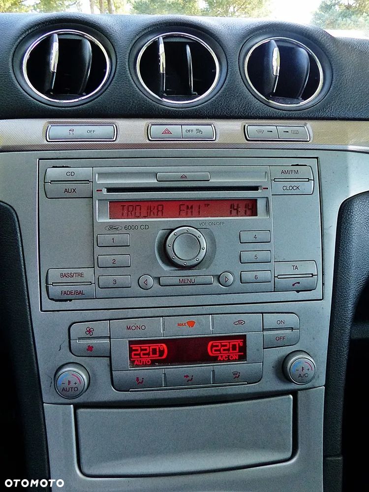 Ford S-Max 2.0 Viva Titanium - 35