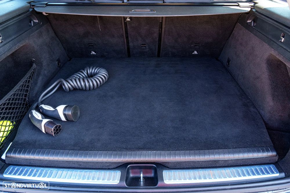 Mercedes-Benz GLC 300 e 4Matic - 15