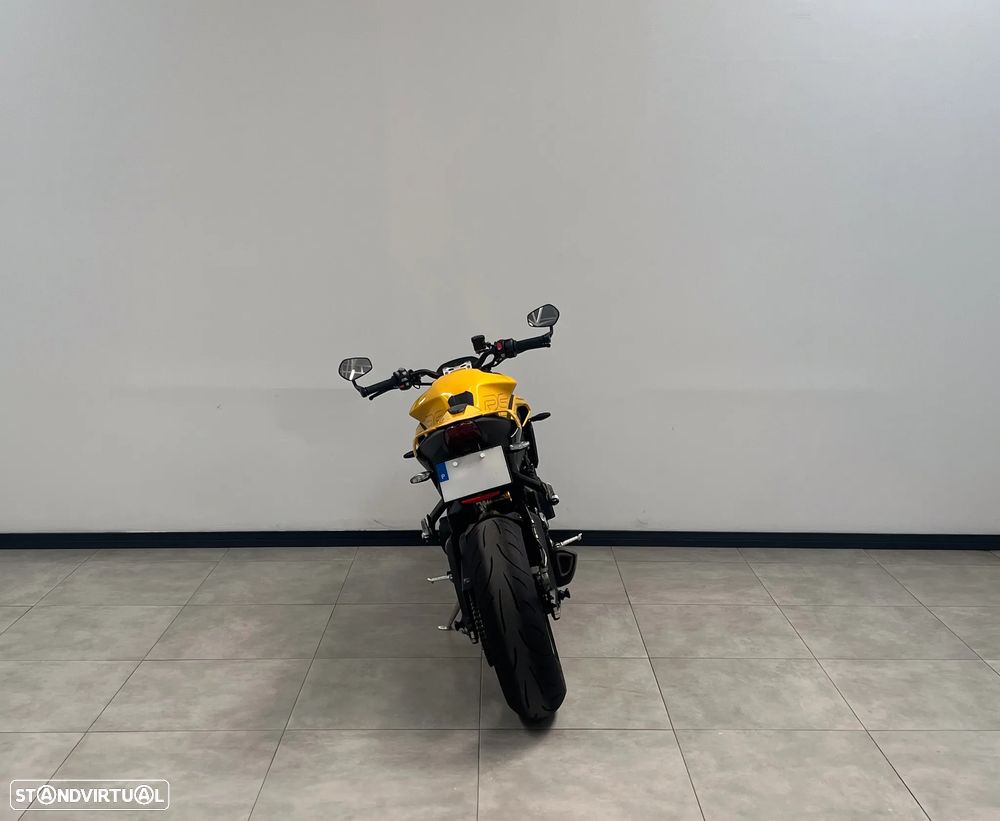 Triumph Street Triple 765 RS - 6