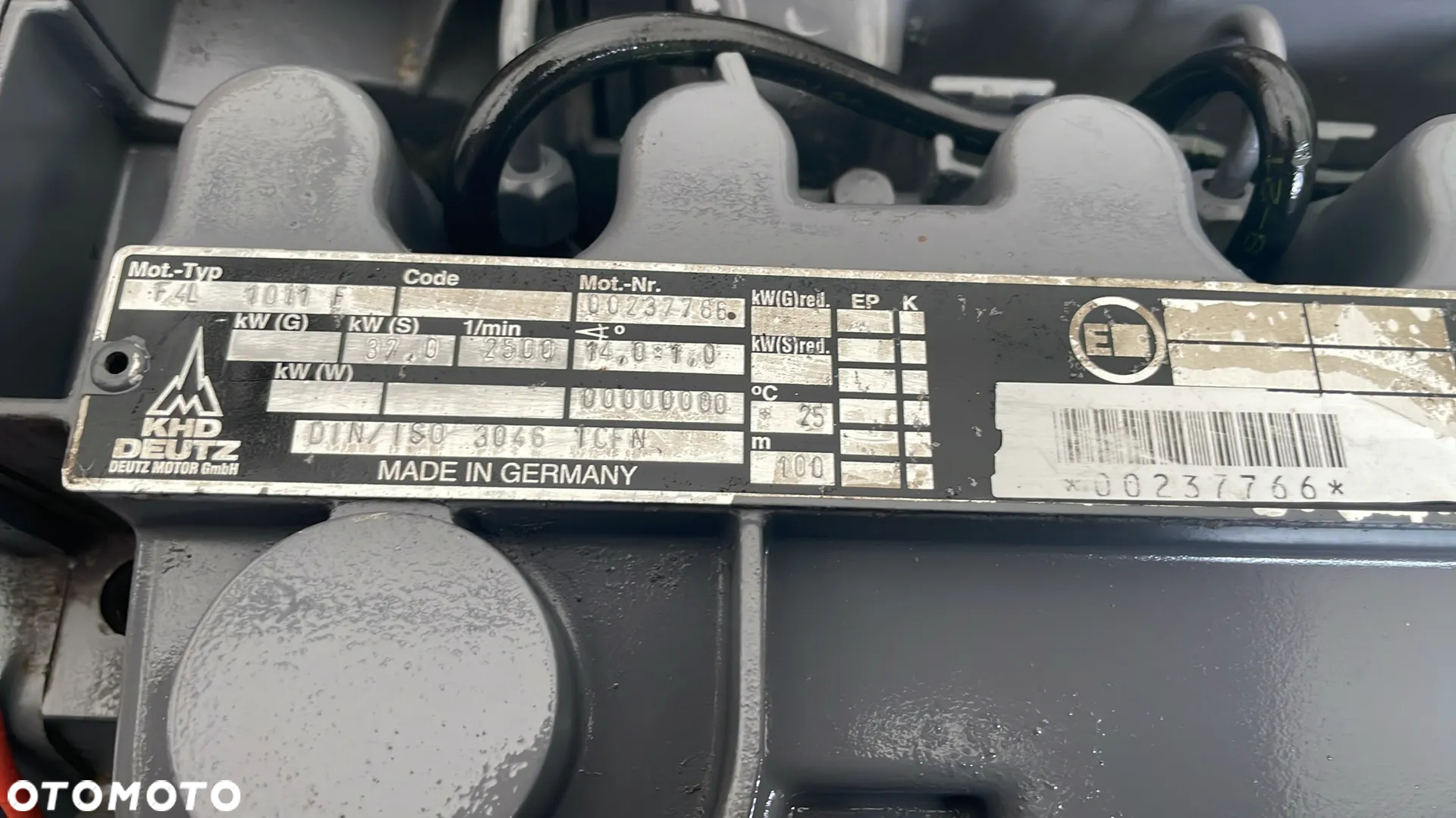 SILNIK DEUTZ F4L 1011 F 37 kW 15 447 zł netto - 10