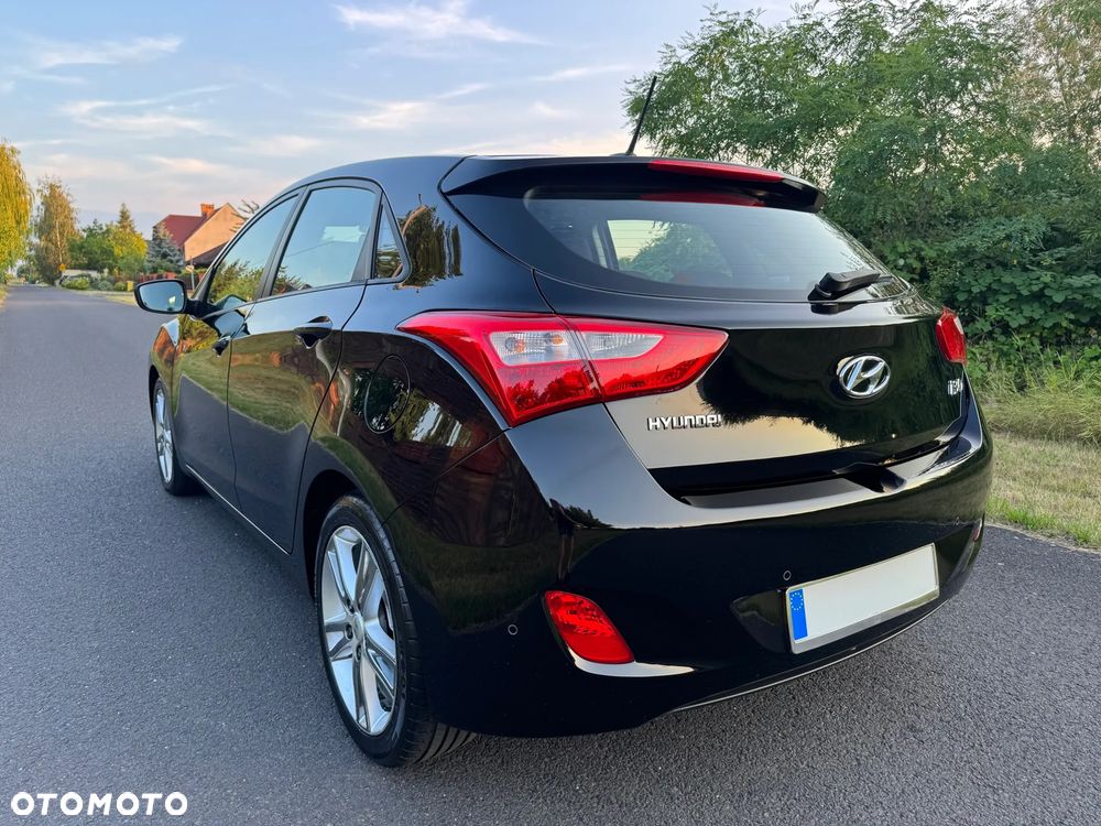 Hyundai i30 1.6 Fifa World Cup Edition - 4