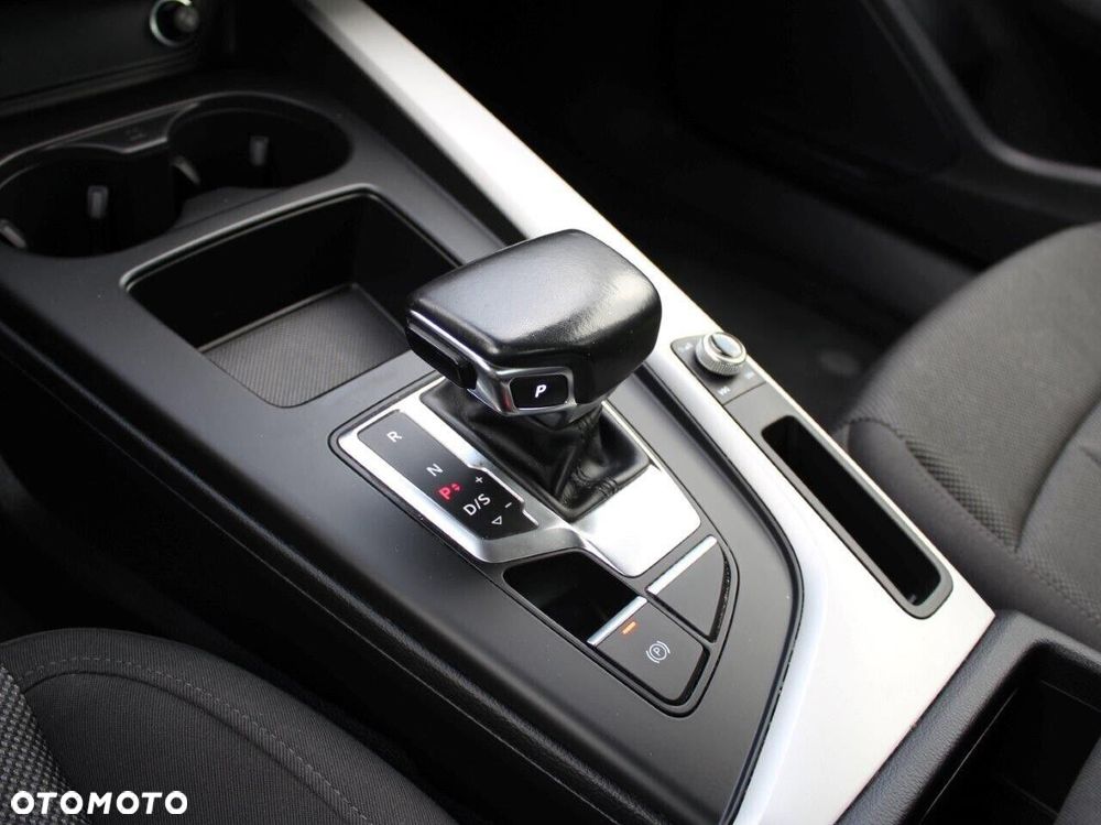 Audi A4 Limousine - 25