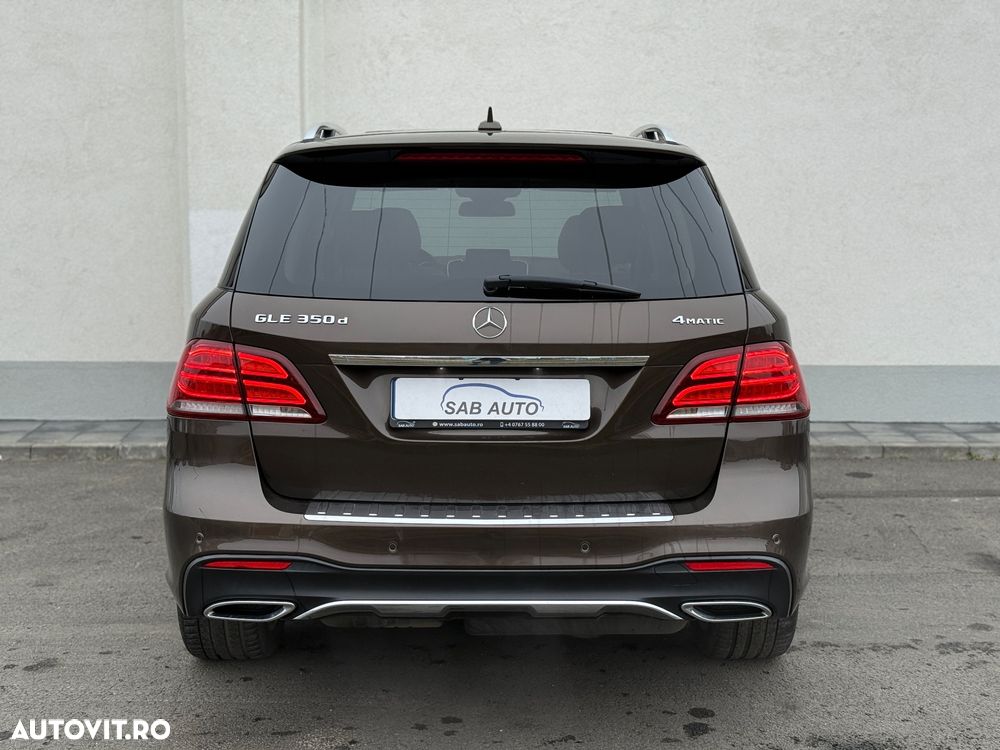 Mercedes-Benz GLE - 24