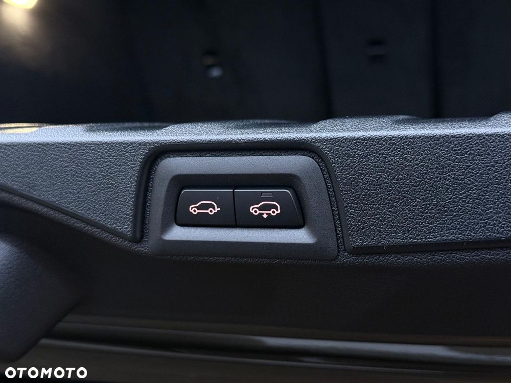 BMW X5 xDrive30d - 33