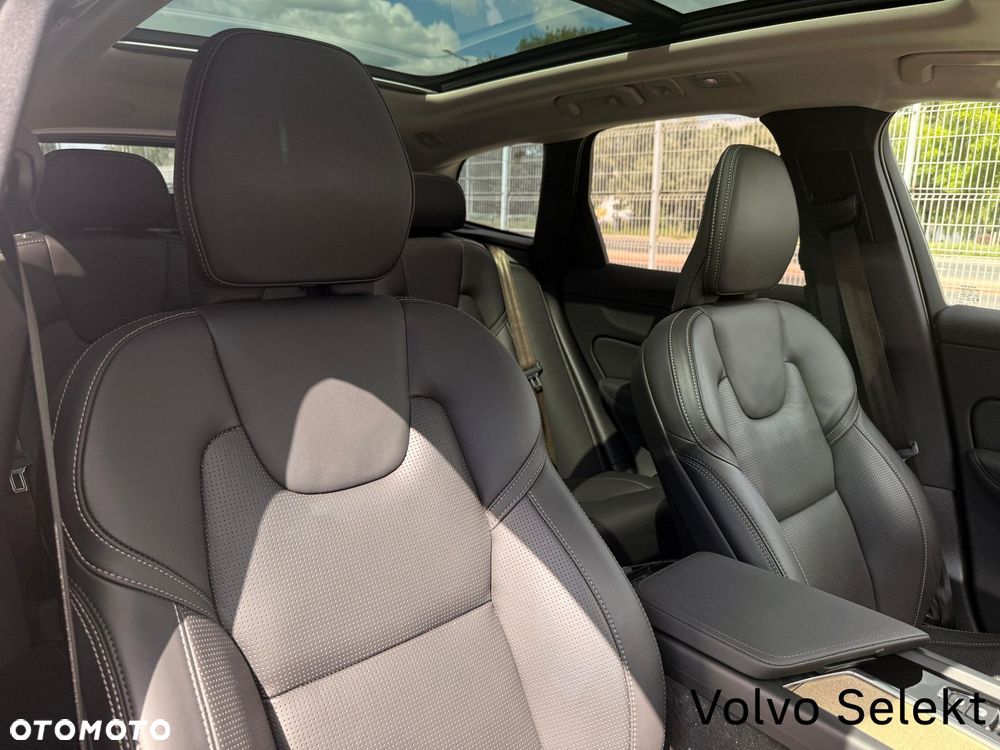 Volvo XC 60 - 36