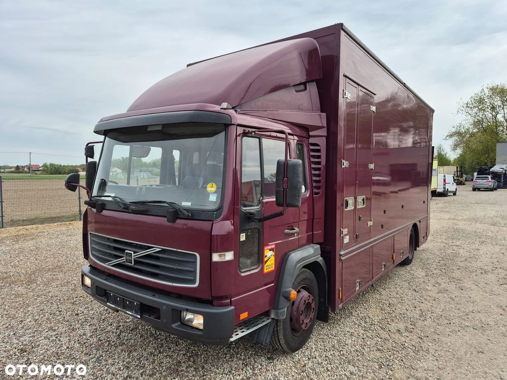 Volvo FL6 - 1