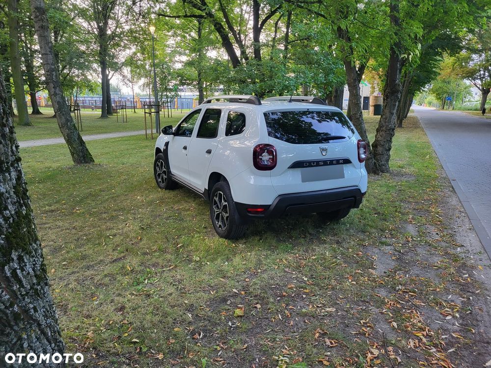 Dacia Duster 1.6 SCe Access S&S - 9