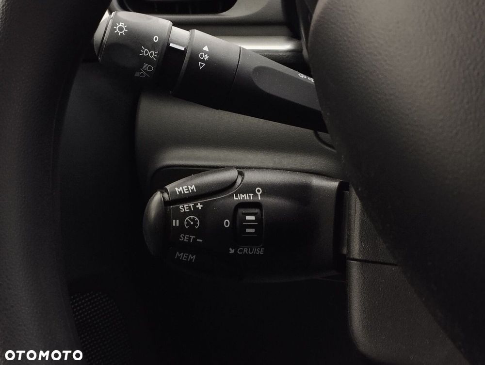 Citroën C3 1.2 PureTech Feel - 21