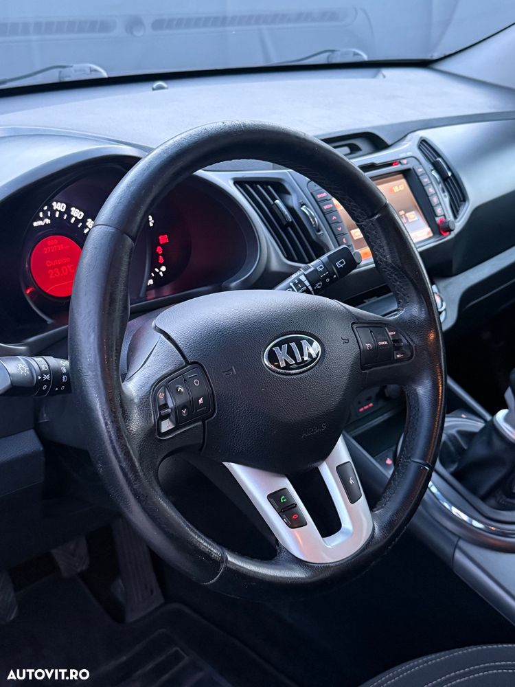 Kia Sportage 2.0 CRDI 4WD Vision - 6