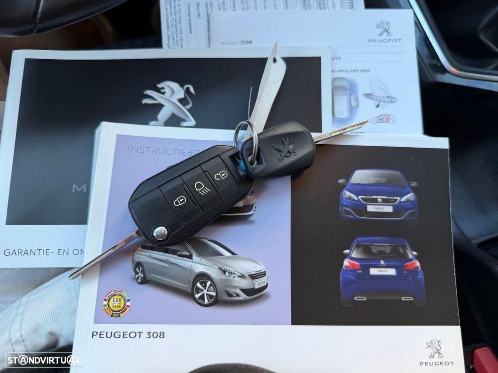 Peugeot 308 1.2 PureTech Active - 16