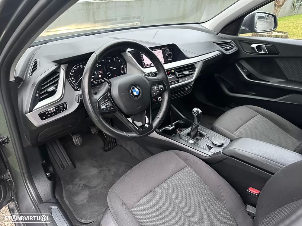 BMW 116 d Sport Line - 26