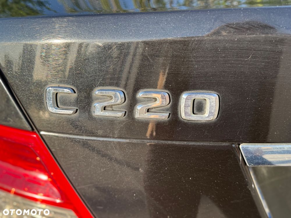 Mercedes-Benz Klasa C 220 CDI Avantgarde - 23