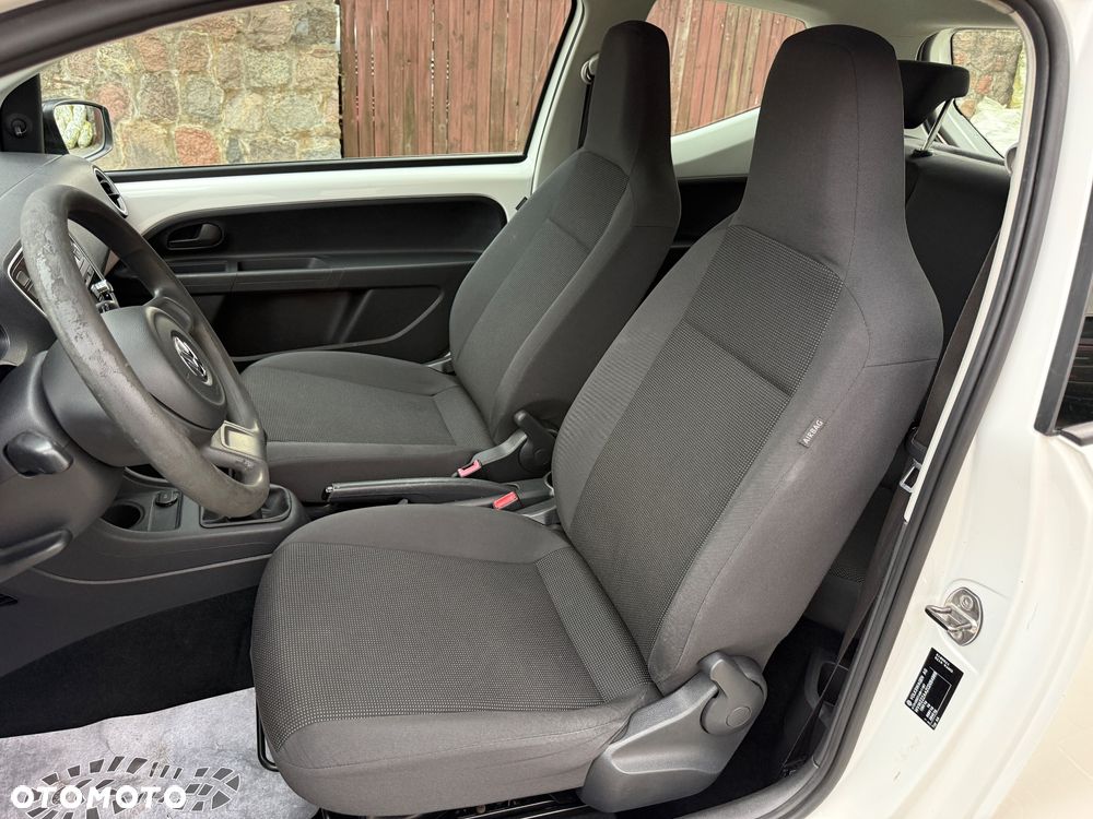 Volkswagen up! 1.0 Take - 12