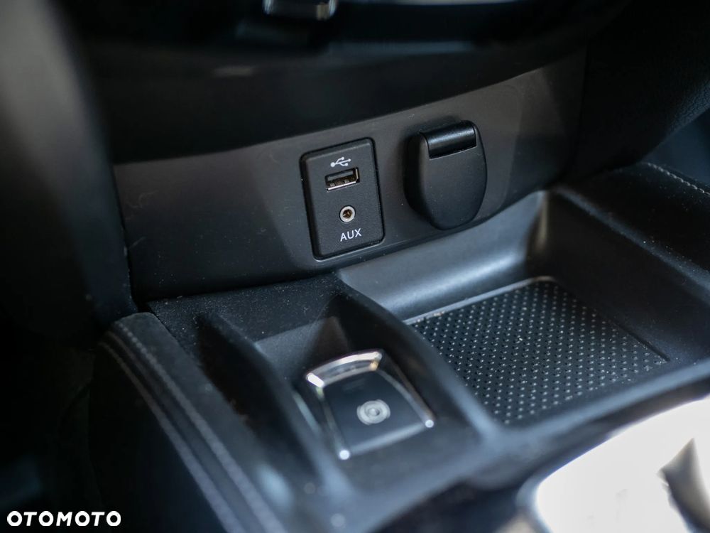 Nissan X-Trail 2.0 dCi Tekna 4WD Xtronic - 23