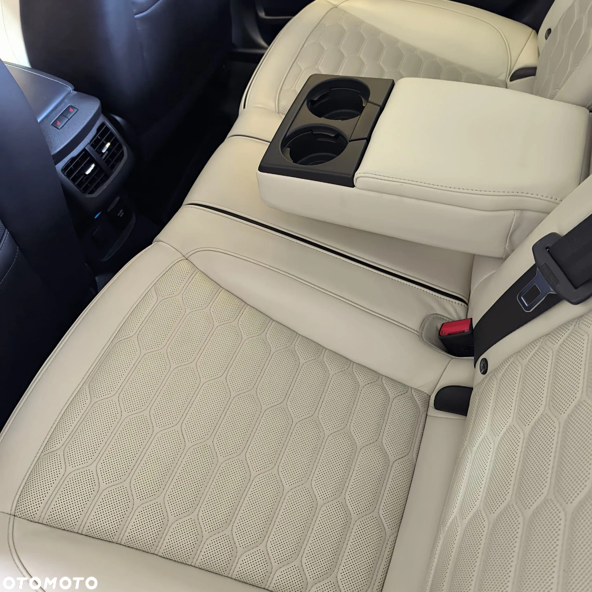 Ford Mondeo Vignale 2.0 TDCi PowerShift - 10