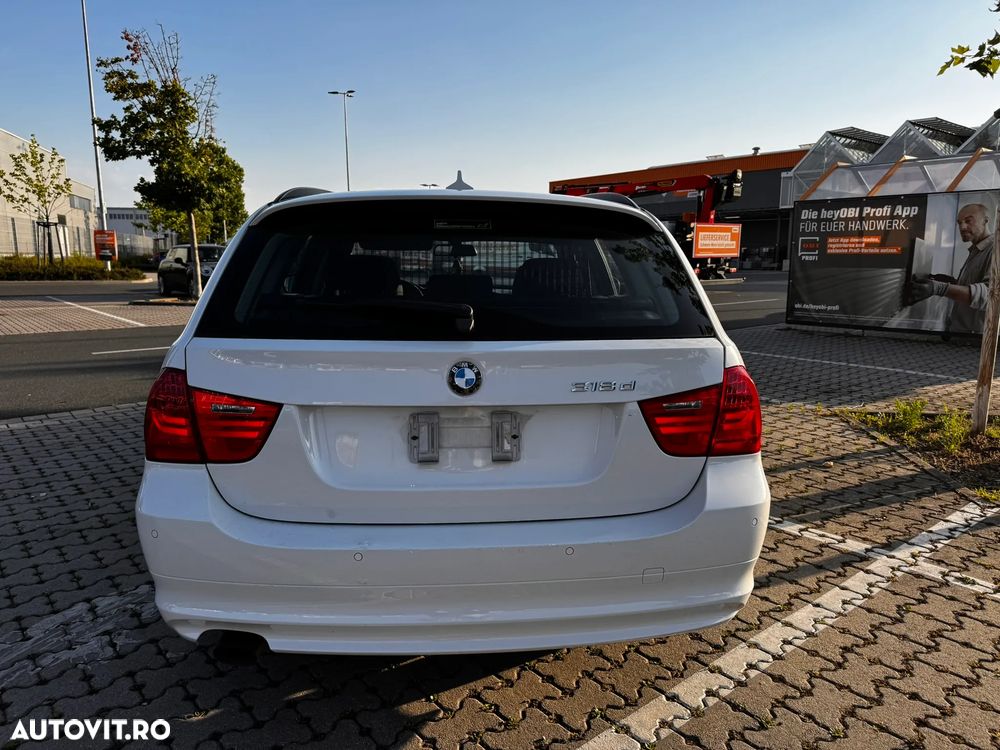BMW Seria 3 318d - 6