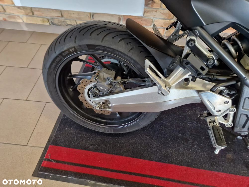 Honda CB - 31
