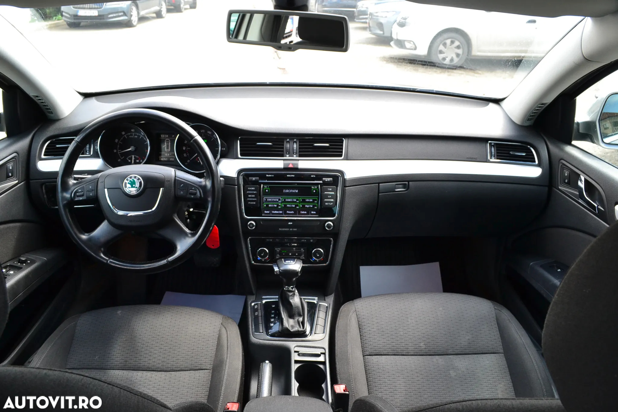 Skoda Superb 1.8 TSI Ambition DSG - 24