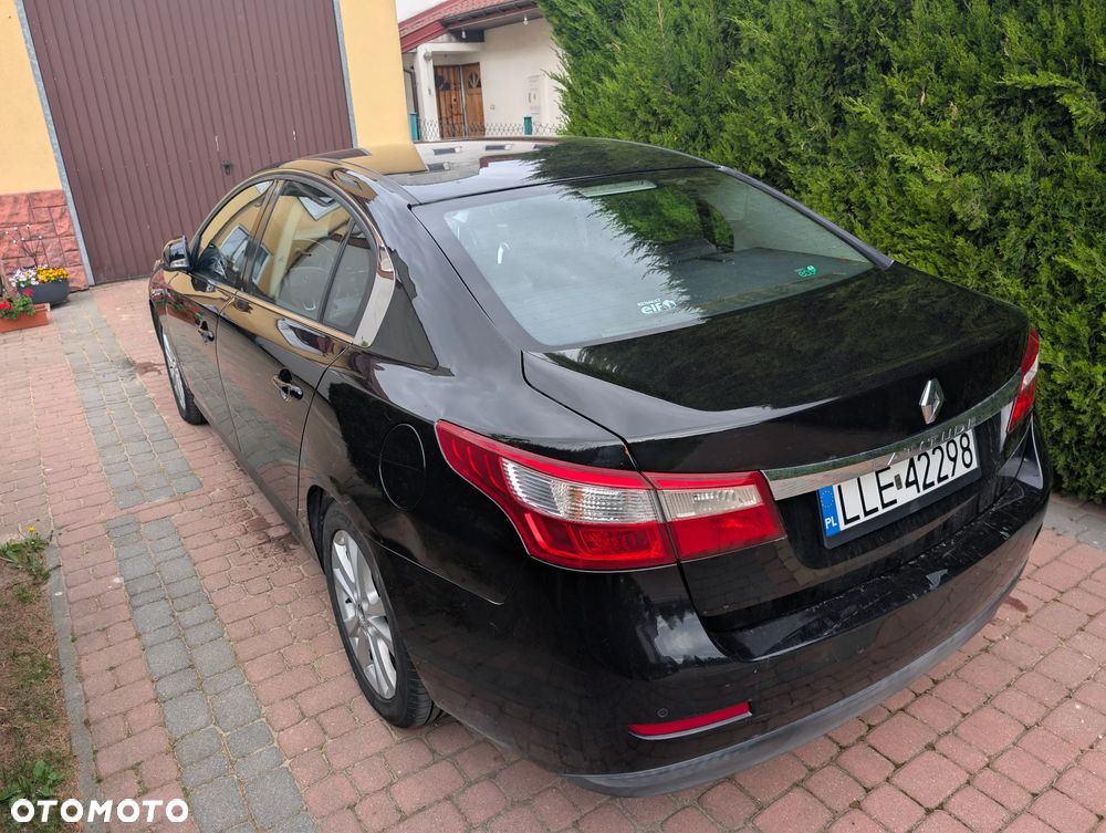 Renault Latitude 2.0 dCi Privilege - 4