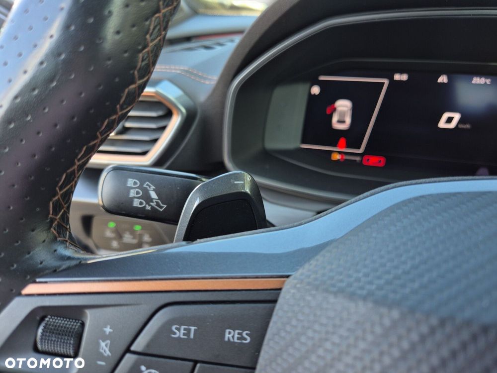 Cupra Formentor 1.5 TSI DSG - 25