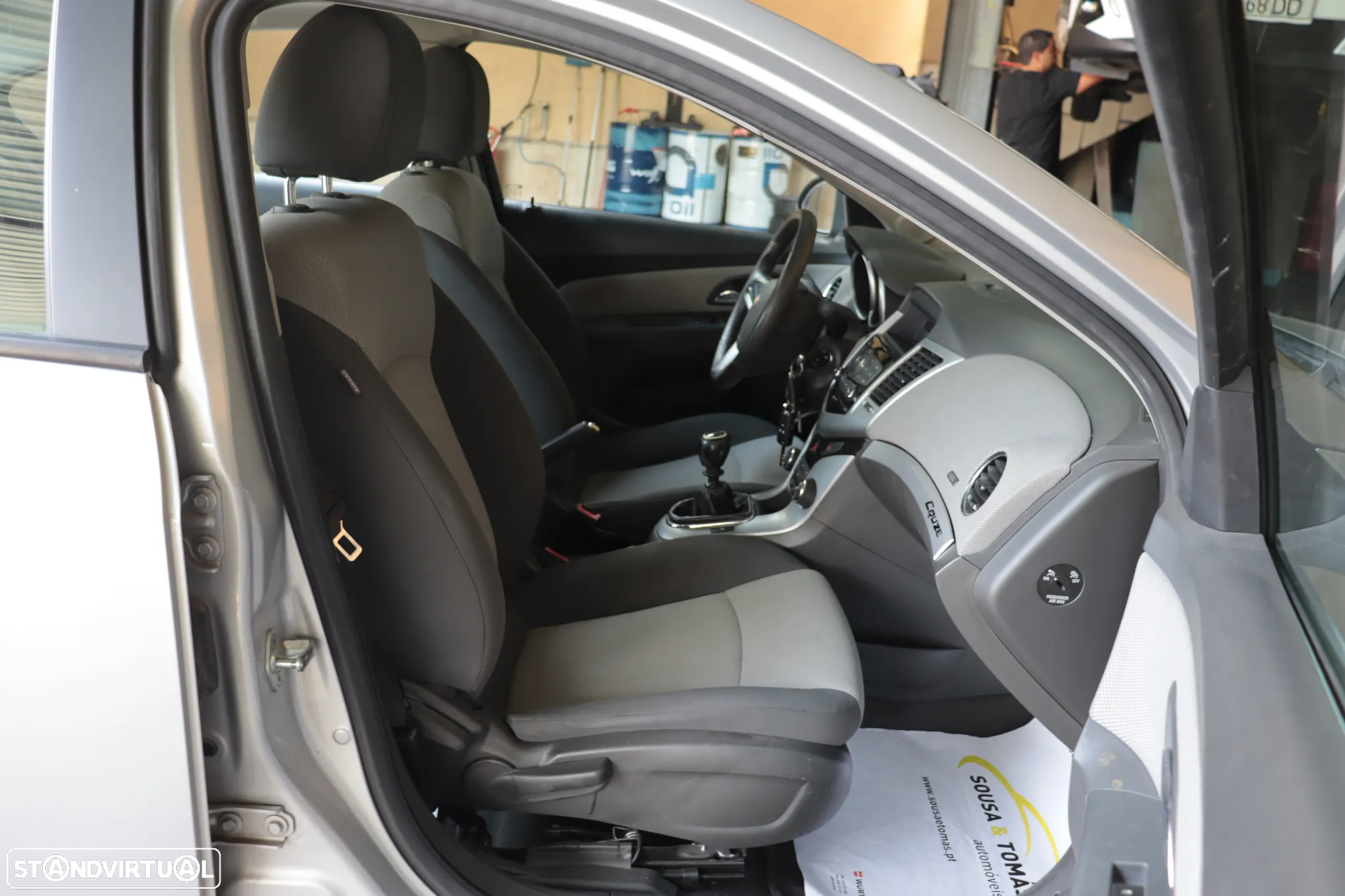 Chevrolet Cruze 1.6 LS - 10