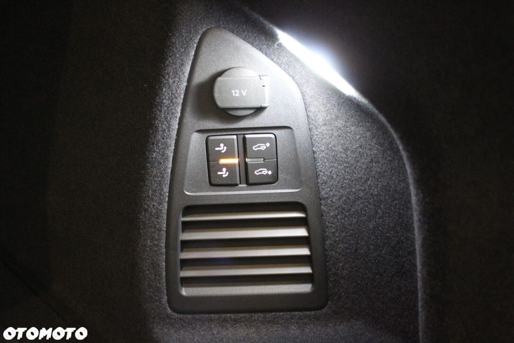 Volkswagen Touareg - 6