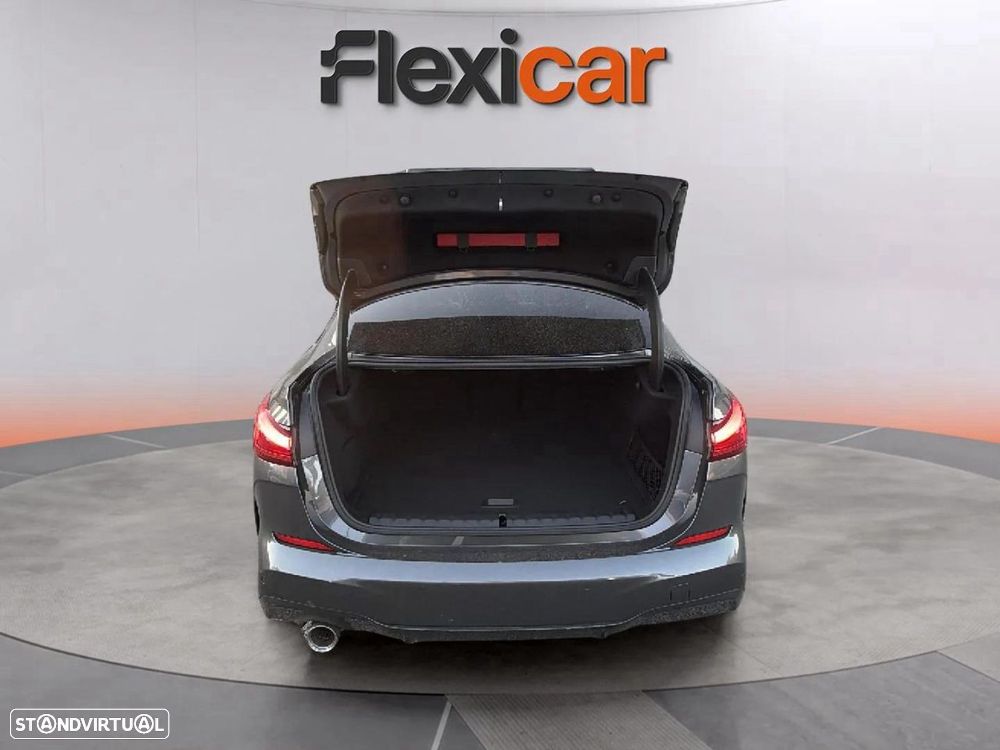 BMW 216 Gran Coupé - 12