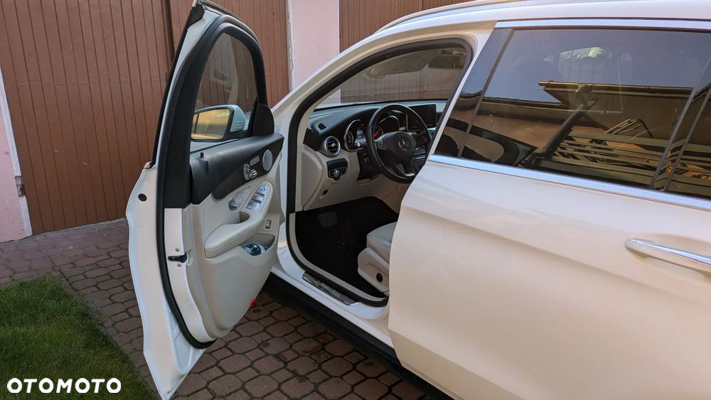 Mercedes-Benz GLC 300 4-Matic - 10