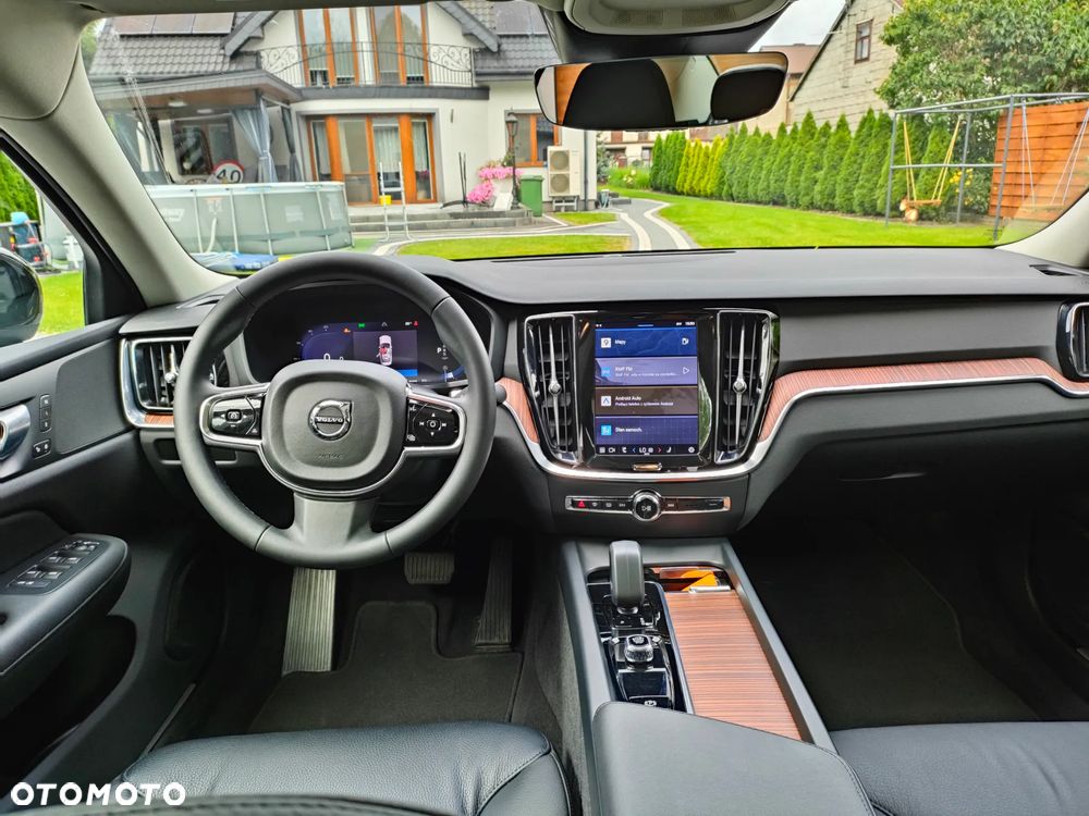 Volvo S60 B5 B AWD Plus Dark - 6