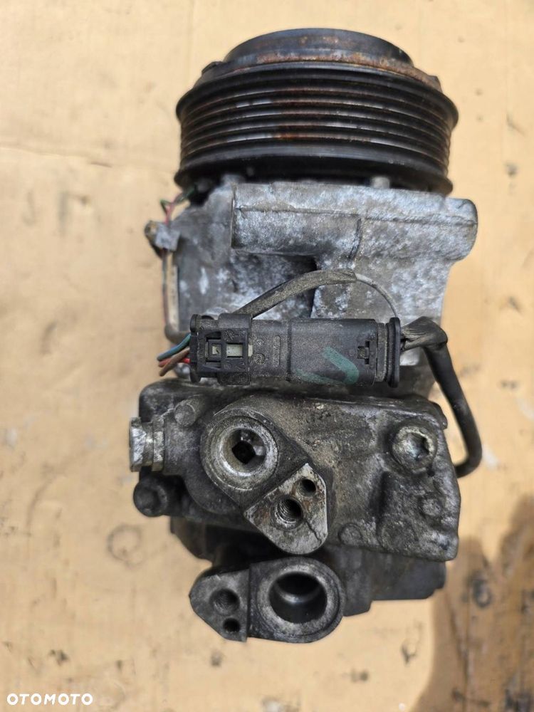 sprężarka kompresor klimatyzacji a0008304400 mercedes w205 c klasa - 1