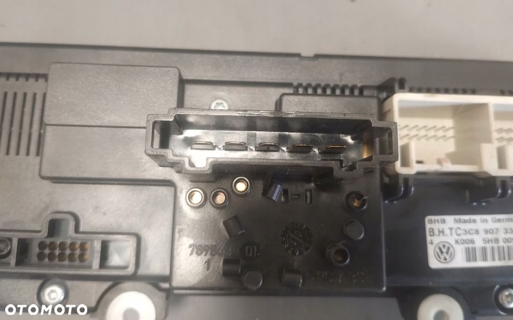 VOLKSWAGEN JETTA V 5 05-11 PANEL NAWIEWU KLIMATYZACJI 5HB009751 * - 4