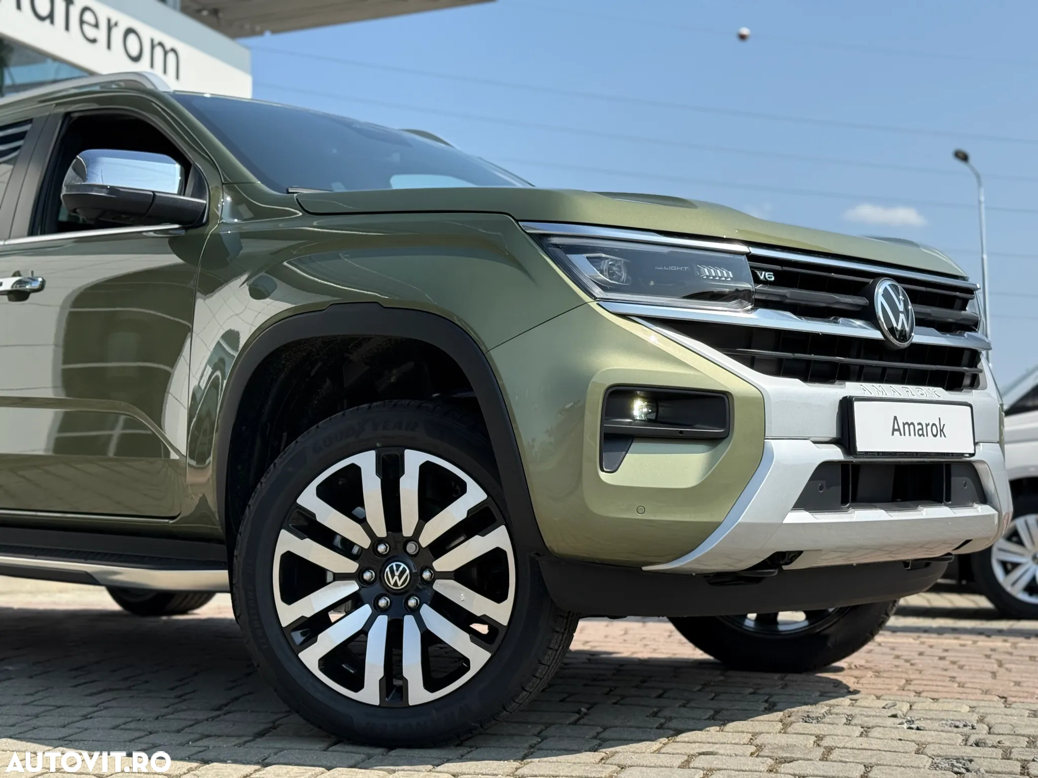 Volkswagen Amarok 3.0 TDI 241 CP 4M 10AT Aventura - 11