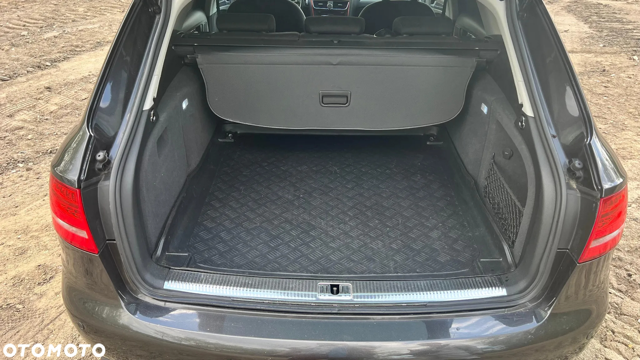 Audi A4 2.0 TDI Multitronic - 29