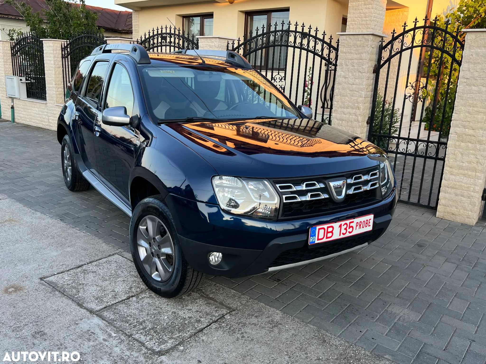Dacia Duster 1.6 SCe Essential - 16