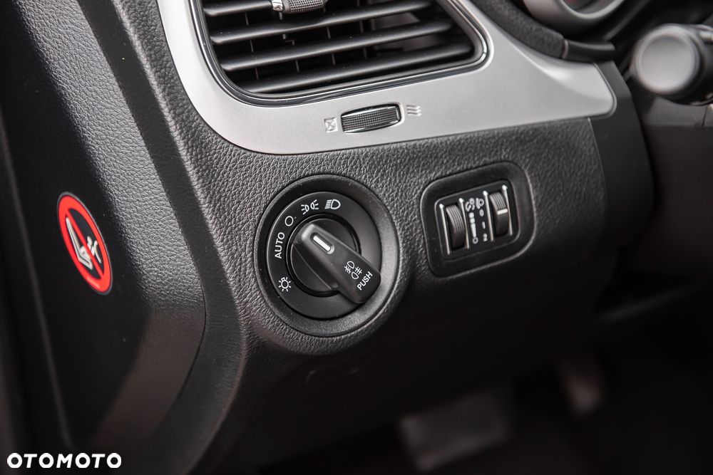 Fiat Freemont 2.0 Multijet 16V DPF Automatik Allrad Black Code - 19