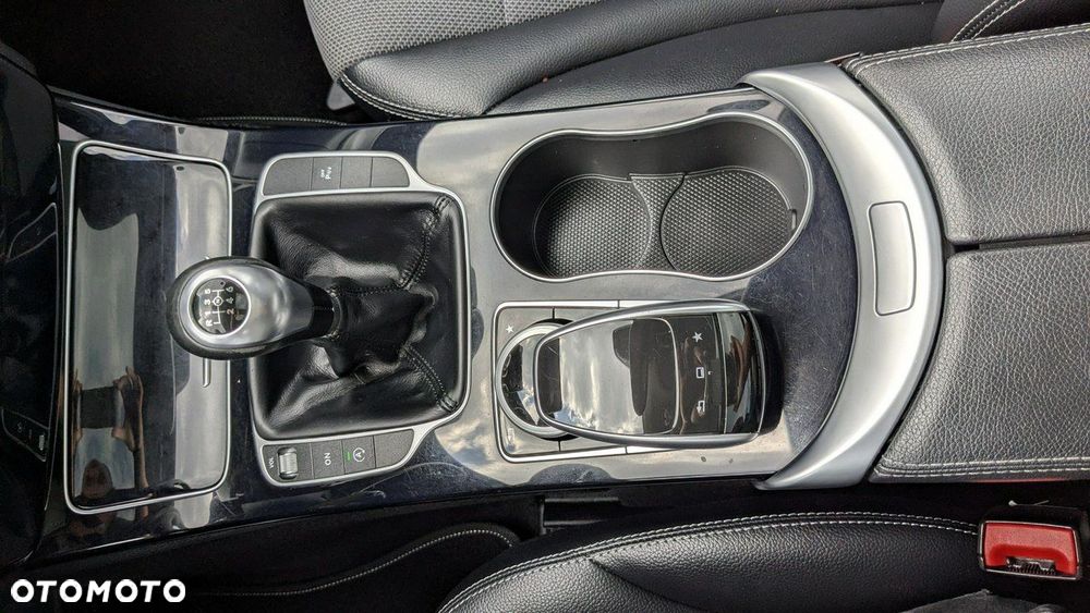 Mercedes-Benz Klasa C - 26