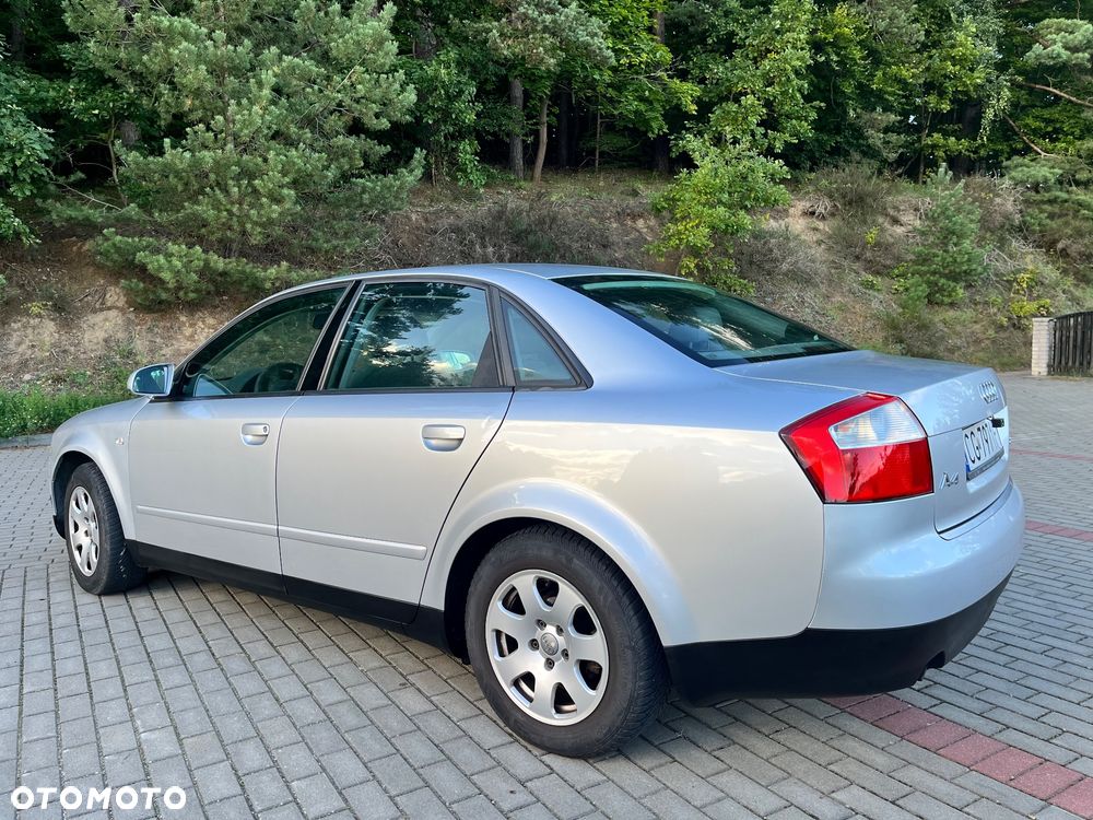 Audi A4 Limousine 2001 photo 3