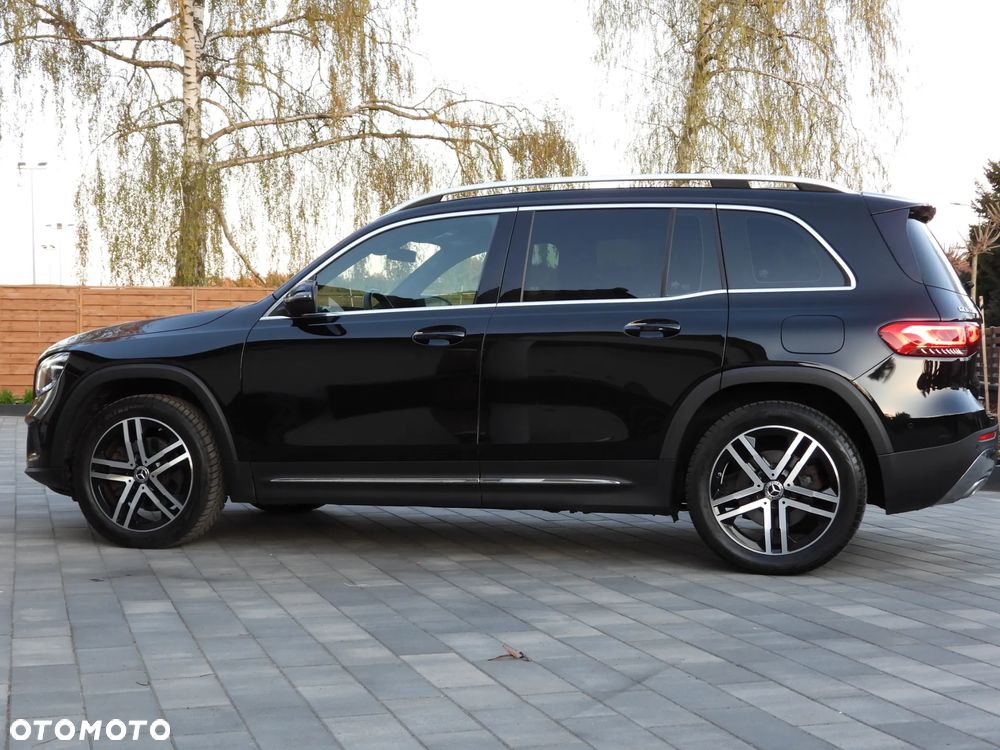 Mercedes-Benz GLB 220 d 4Matic 8G-DCT Progressive - 23