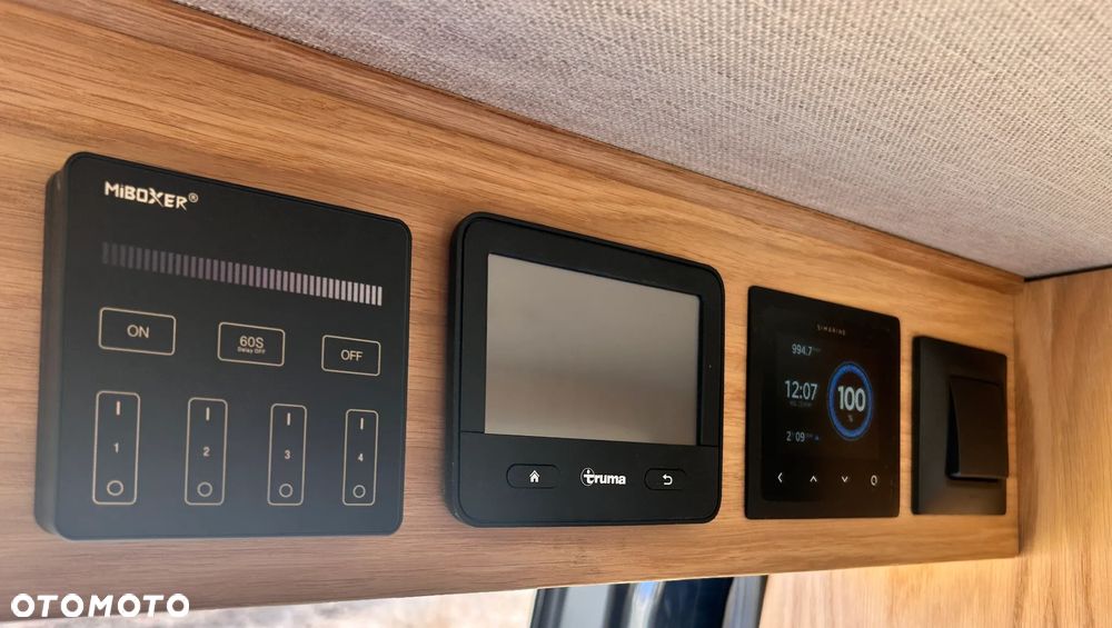 Mercedes-Benz SPRINTER 317 - 12