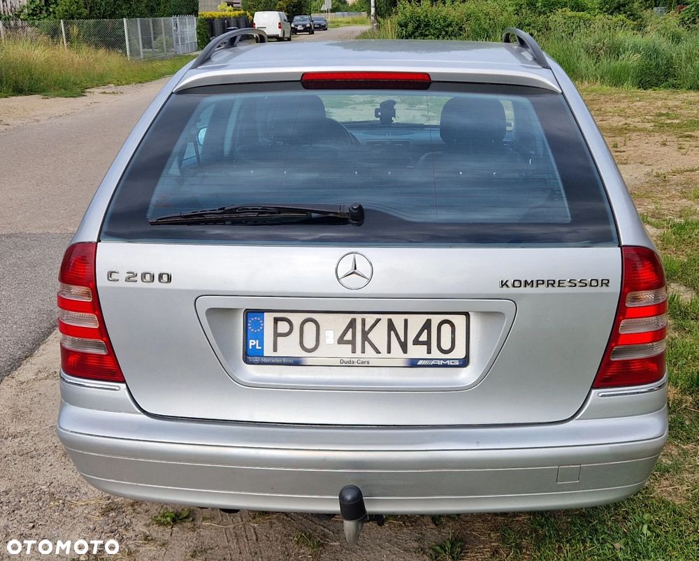 Mercedes-Benz C-Class 2005 photo 4