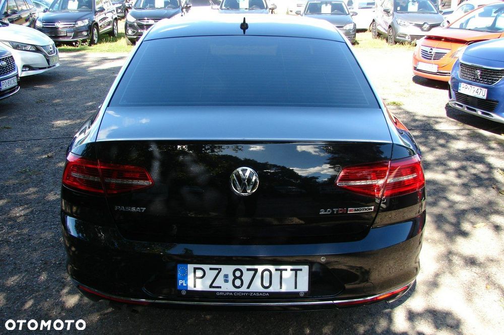 Volkswagen Passat - 13