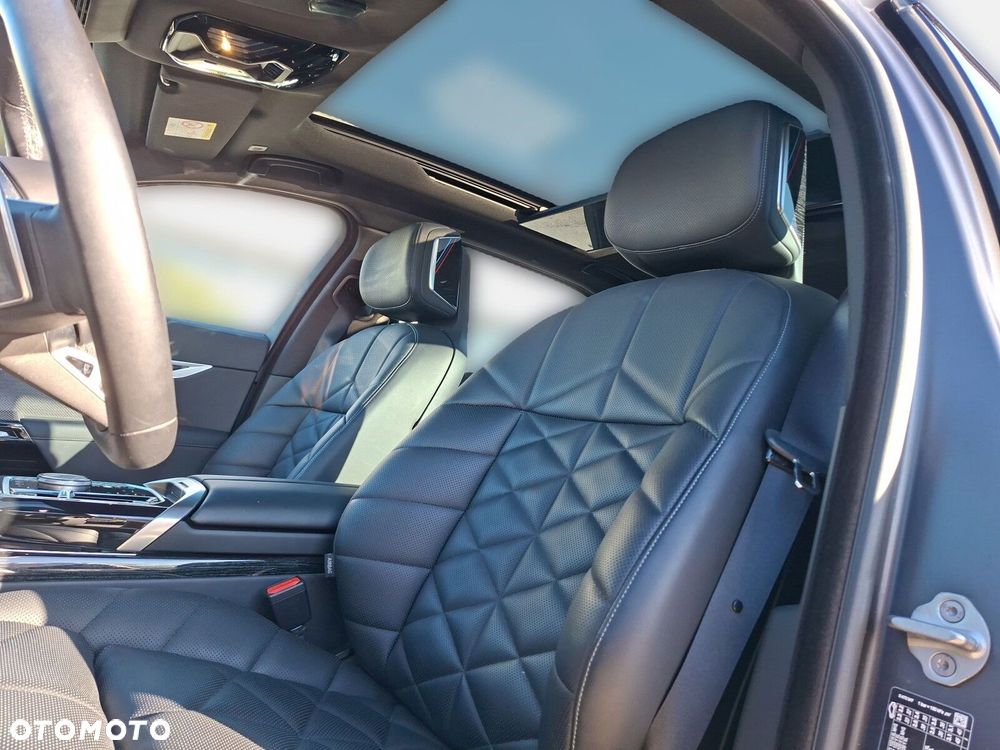 BMW Seria 7 - 14