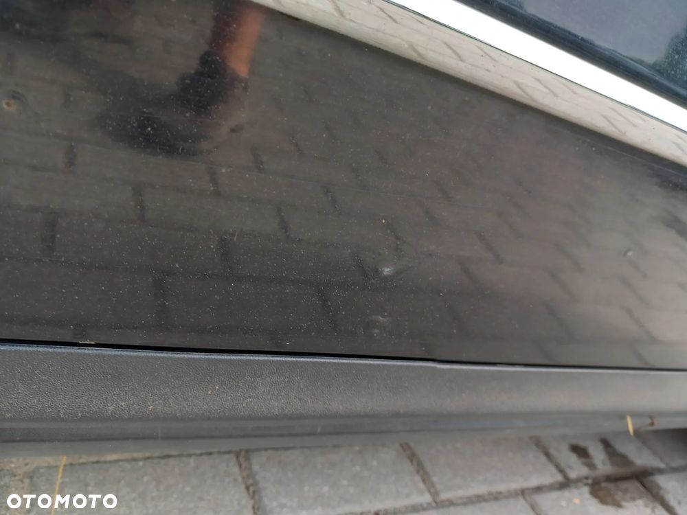 VW PASSAT B6 DRZWI PRAWE PRZEDNIE PRAWY PRZÓD KOLOR: L041 - 7
