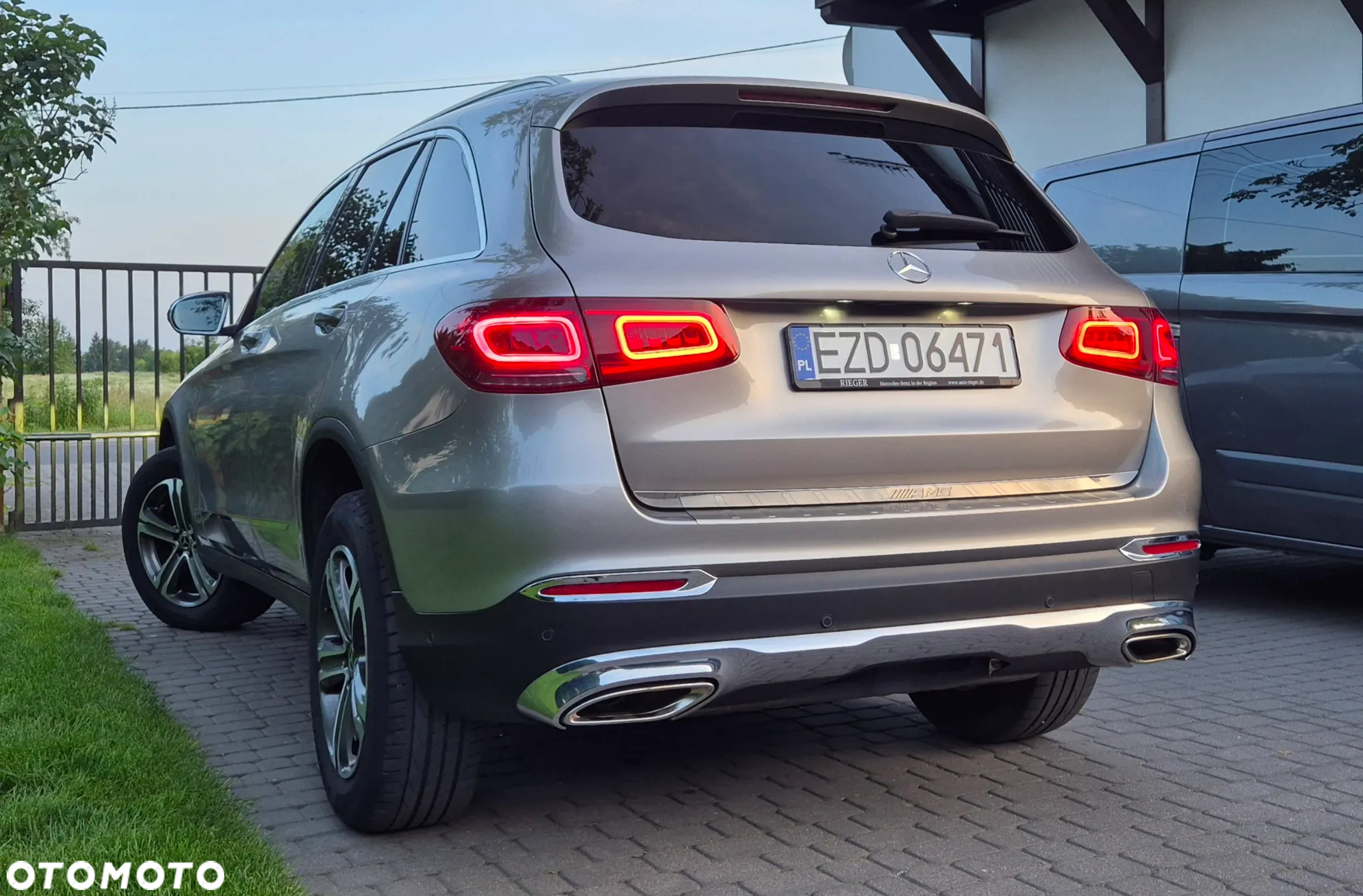 Mercedes-Benz GLC 250 4Matic 9G-TRONIC - 16