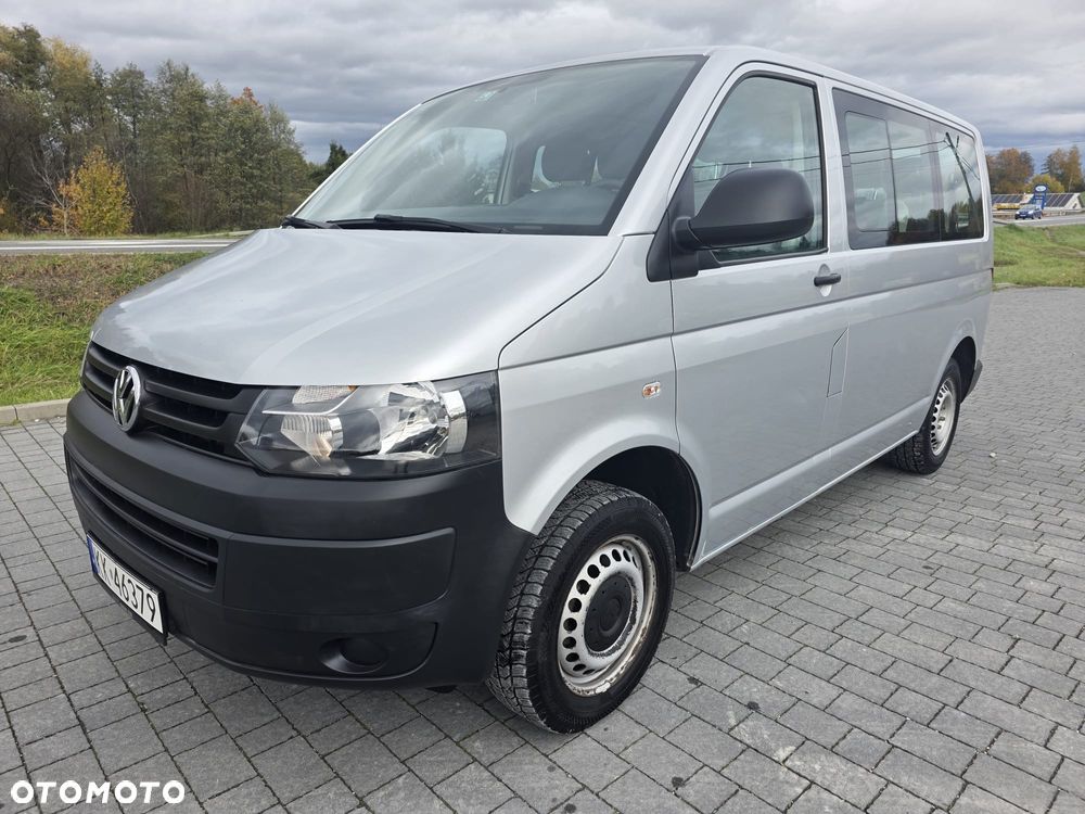 Volkswagen Transporter - 1