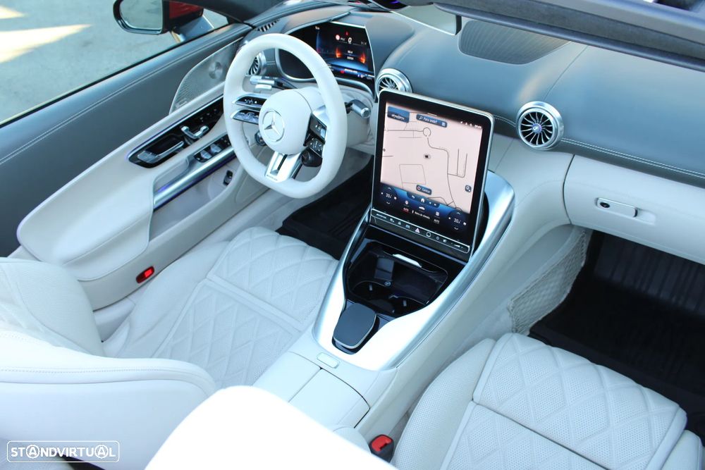 Mercedes-Benz SL 63 AMG 4Matic+ - 30