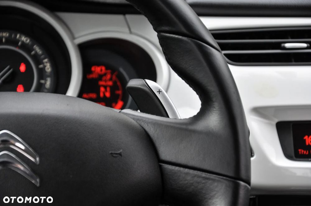 Citroën C3 e-HDi 70 EGS Selection - 19