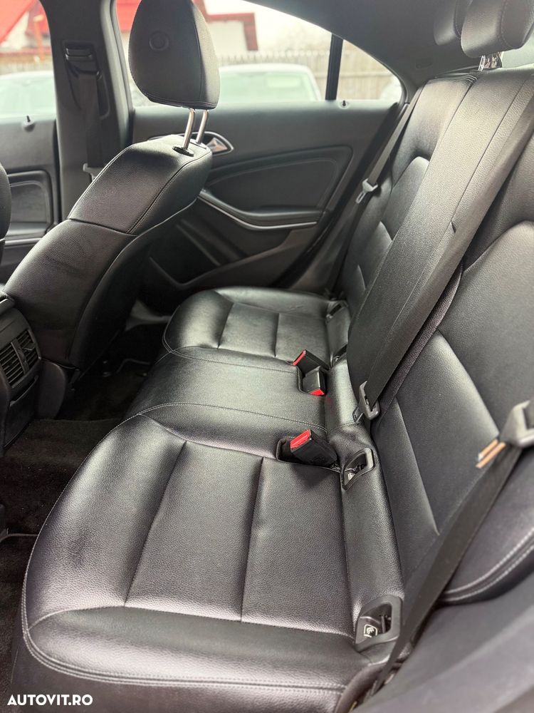 Mercedes-Benz CLA 200 d 7G-DCT Urban - 7