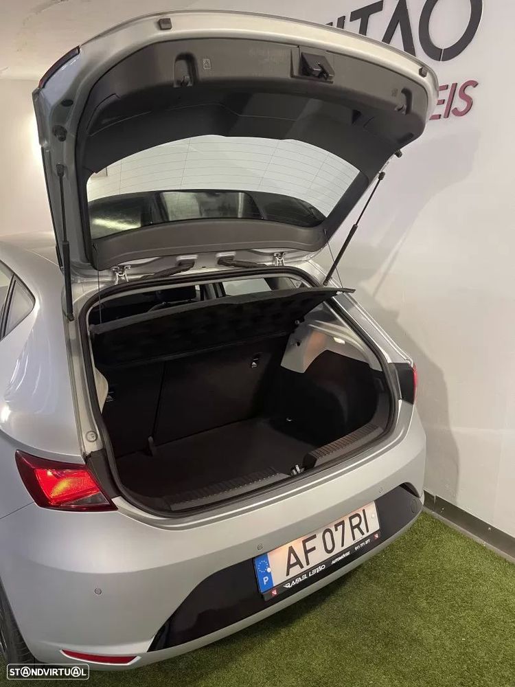 SEAT Leon 1.6 TDI Style Ecomotive - 8