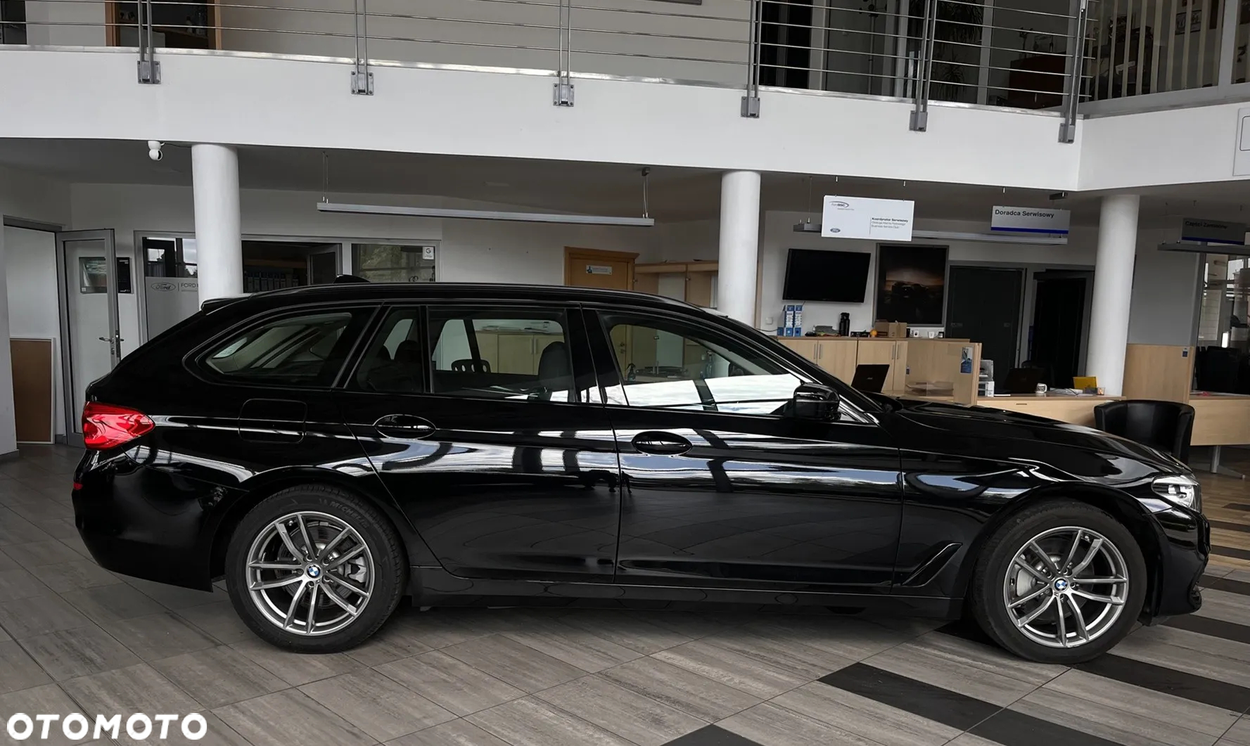 BMW Seria 5 530i Touring - 7